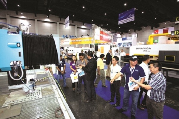 Sheet Metal Asia 2016 แผนกระตุ้นเศรษฐกิจลงทุนโครงสร้างพื้นฐาน เอื้ออุตสาหกรรมแปรรูปโลหะแผ่น