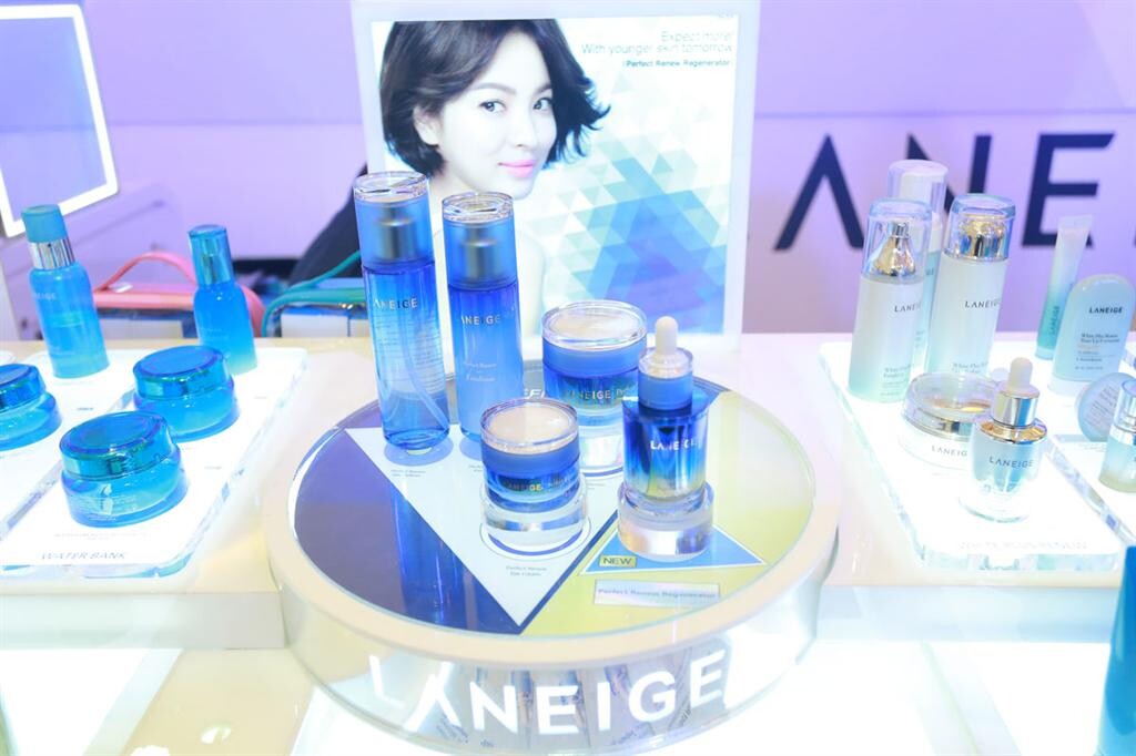 “LANEIGE” จัดอีเวนท์ใหญ่รับต้นปี “หยก  ธัญยกันต์” นำทัพเซเลปตบเท้าร่วมยินดี