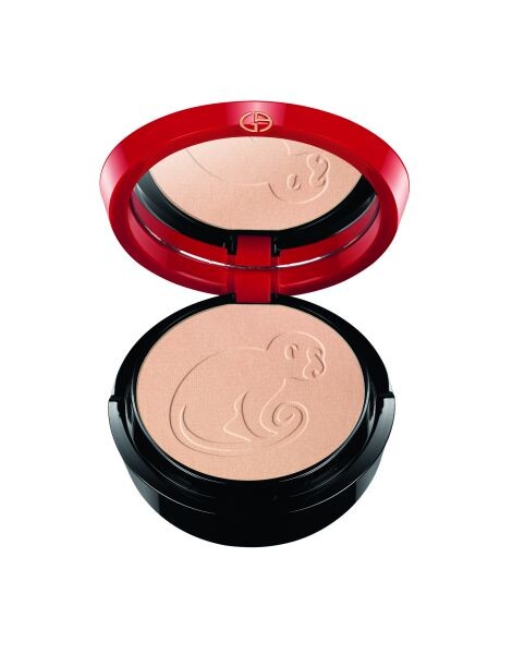 CHINESE NEW YEAR ILLUMINATING PALETTE (LIMITED EDITION)(อิลลูมิเนติ้ง พาเลทท์) ผิวส่องประกายเปล่งปลั่งอย่างไร้ที่ติ และดูสวยพิสุทธิ์อย่างน่าเหลือเชื่อ