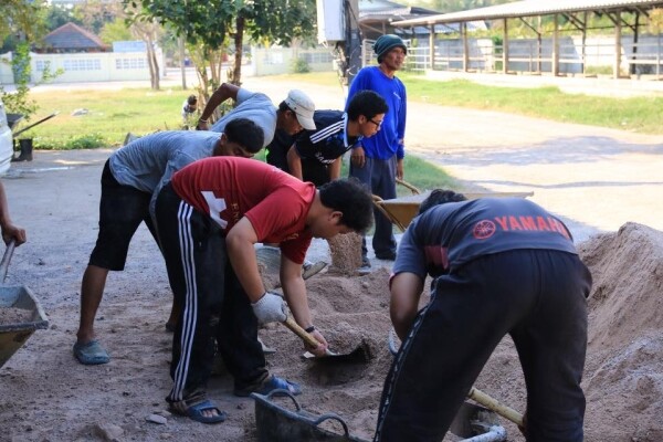 ค่ายมุสลิมอาสาพัฒนาชนบทและสานความรู้สู่น้อง ชมรมมุสลิม มทร.ธัญบุรี