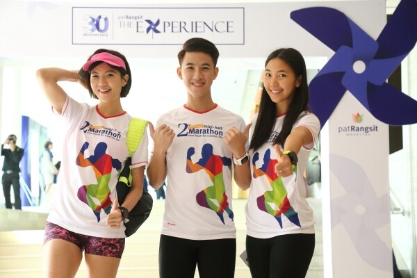 Gossip News: หนุ่มสาวหน้าใสเน็ตไอดอล ร่วมงานเดิน-วิ่ง การกุศล “patRangsit Mini-Half Marathon: new heart for a better life” ครั้งที่ 2