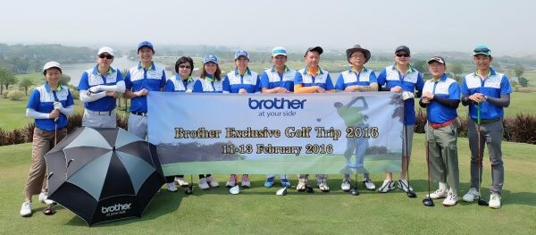 ภาพข่าว: บราเดอร์คว้า โปรหมู ออกรอบกระชับสัมพันธ์ตัวแทนจำหน่าย Brother Exclusive Golf Trip 2016