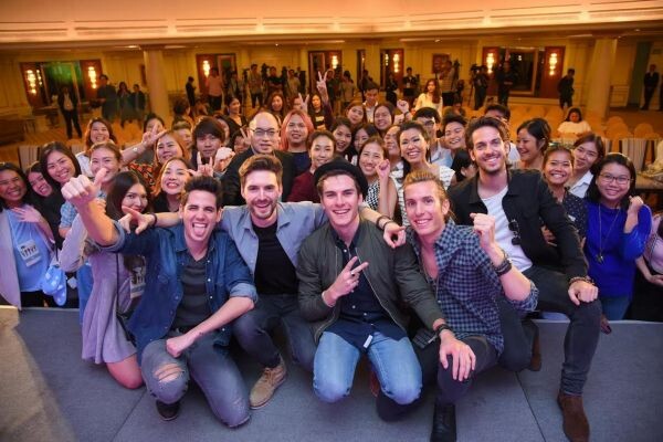 5 หนุ่ม “DVICIO” แถลงข่าวการันตีพร้อมเต็มร้อย!! แฟนมีทติ้ง ร้อง – เล่น – เต้น – คุย สุดใกล้ชิดครั้งแรกในไทย