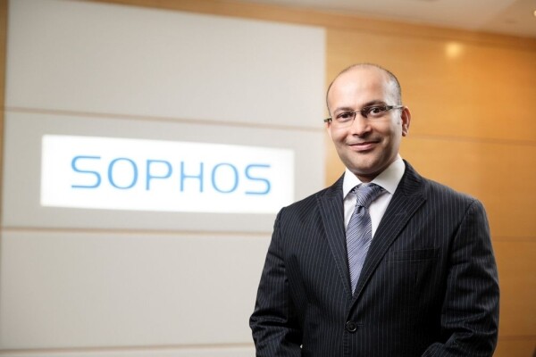 Sophos ผนึก Cyberoam วางแผนเดินหน้ารุกตลาดซีเคียวริตี้ในไทย ผุดเทคโนโลยีใหม่ช่วยองค์กรรับมือปัญหาภัยการโจมตีที่เพิ่มสูงขึ้น