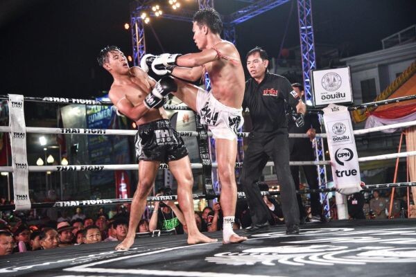 แชมป์อีซูซุคัพ 26 เจ๋ง... คว้าชัย “ISUZU CUP SUPER FIGHT 2016” ก้าวสู่สังเวียนระดับนานาชาติ “THAI FIGHT 2016” ปลายปีนี้อย่างสมศักดิ์ศรี