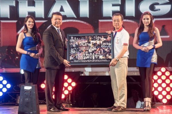 แชมป์อีซูซุคัพ 26 เจ๋ง... คว้าชัย “ISUZU CUP SUPER FIGHT 2016” ก้าวสู่สังเวียนระดับนานาชาติ “THAI FIGHT 2016” ปลายปีนี้อย่างสมศักดิ์ศรี