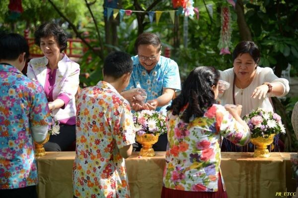 ม.หอการค้าไทยร่วมสืบสานประเพณีสงกรานต์ จัดงาน “เด็กหัวฯ สำราญ สงกรานต์เฟสติวัล”