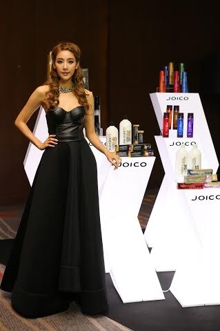 JOICO จับมือ แลนซ์ บลานเชตต์ แฮร์อาร์ติสชื่อก้องโลก เอาใจแฟชั่นนิสต้าที่รักการเปลี่ยนสีผม เปิดตัวแฟชั่นสีผมคอลเล็คชั่นใหม่ UNISON พร้อมส่งผลิตภัณฑ์เปลี่ยนสีผมพร้อมการบำรุงให้ผมทำสีสวยติดทนนานและสุขภาพดี