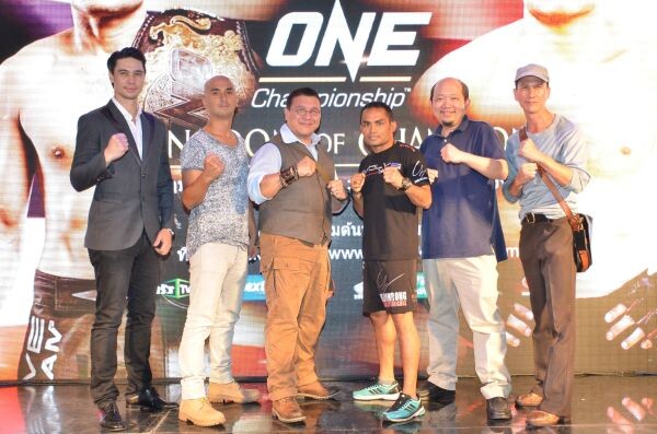 ONE Championship จัดงาน Official Face Off จับนักสู้ MMA 9 คู่ ปะทะหน้ากันครั้งแรก แสดงความพร้อมก่อนขึ้นเวทีจริงพร้อมมอบเงิน 1 ล้านบาท ให้กำลังใจนักกีฬาวอลเลย์บอลหญิงทีมชาติไทย