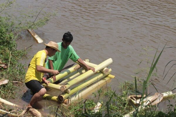 ประเพณีลอยเรือสำเภา...พลังความเชื่อ ความศรัทธา สะท้อนความรัก ความสามัคคี  ของชาวไทยและชาวไทยเชื้อสายจีนไหหลำ ณ หมู่บ้านวังส้มซ่า