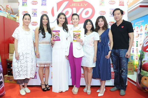 ภาพข่าว: ญาญ่า ร่วมงานเปิดตัวแพ็คเกจพิเศษ YOYO YAYA Limited Edition