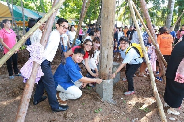 ราชภัฏโคราช ถือฤกษ์ดี จัดพิธียกเสาเอก “เรือนโคราช” พิพิธภัณฑ์มีชีวิตของเมืองโคราช