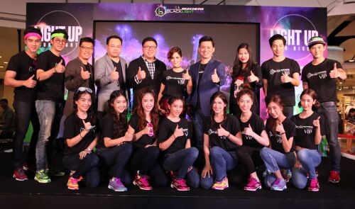 “Orange room” จับมือ “Skechers” เอาใจวัยรุ่นจัดงานอิน ฟินเว่อร์!!! กับ “Skechers Blacklight Run Thailand”