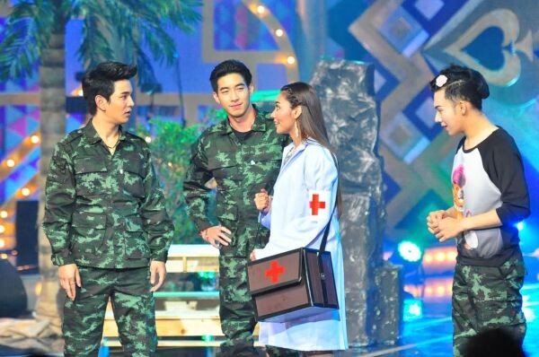 ทีวีไกด์: รายการ “4โพดำ Fun&Fin” “โตโน่” สลัดคราบ “โจร” !! สวมมาด “พลทหาร” ประชันมุก “4โพดำ”