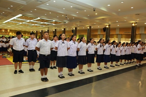 โรงเรียนสาธิต ราชภัฏโคราช น้อมวันทา บูชาคุณครู จัดพิธีไหว้ครู ประจำปี 2559