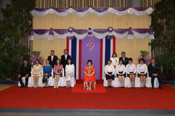 พระเจ้าวรวงศ์เธอ พระองค์เจ้าโสมสวลี พระวรราชาทินัดดามาตุ เสด็จทรงจัดตู้ปลา ฝีพระหัตถ์ ในงาน “วันประมงน้อมเกล้าฯ ครั้งที่ 28”