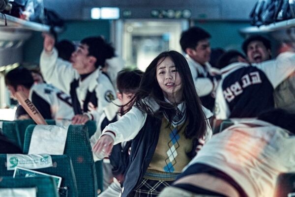 Movie Guide: “กง ยู” คัมแบ็ค! นำทีมฝ่าฝูงซอมบี้บนโบกี้สุดระทึกใน “TRAIN TO BUSAN” แอคชั่น-เขย่าขวัญปรากฏการณ์ใหม่แห่งเอเชีย