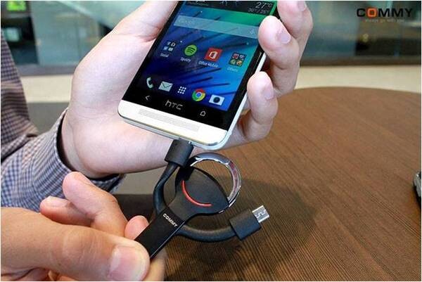 Commy OTG Data Boy gadget สุดล้ำ ครบครัน Sync Share Charger Flash Drive ในเครื่องเดียว