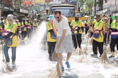 เวสเทิร์น ยูเนี่ยน ผนึกกำลังพันธมิตร จัดกิจกรรมทำความสะอาดและสนับสนุนอุปกรณ์ทำความสะอาดถนนข้าวสาร