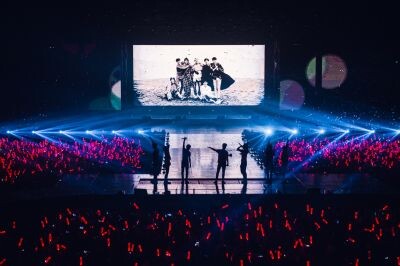 งานดี งานไอคอน (iKON) เฟโอห์จัดใหญ่แสงสีเสียงแน่น พลังแดนซ์บวกเสน่ห์ครบเครื่องได้ใจสมศักดิ์ศรีคอนเสิร์ต SOLD OUT!