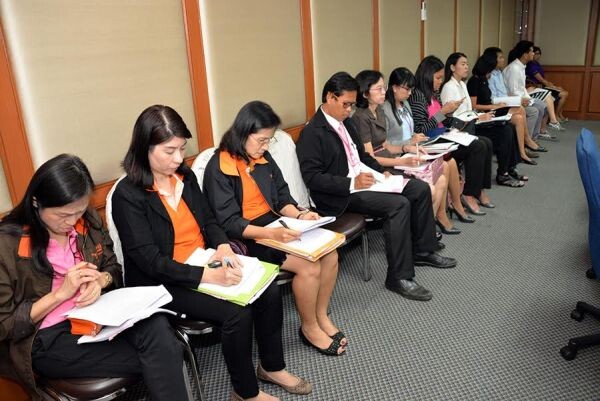 ภาพข่าว: การประชุมการเปิดโครงการบ้านธนารักษ์ประชารัฐ