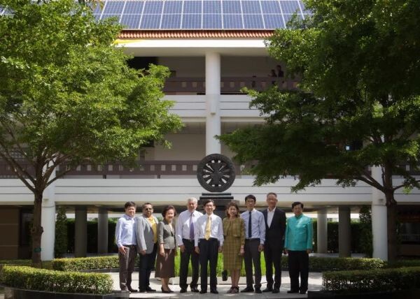 ภาพข่าว: SOLAR จับมือ ธรรมศาสตร์ เปิดโครงการ “Solar Roof ในมหาวิทยาลัยที่ใหญ่ที่สุดในเอเชีย”