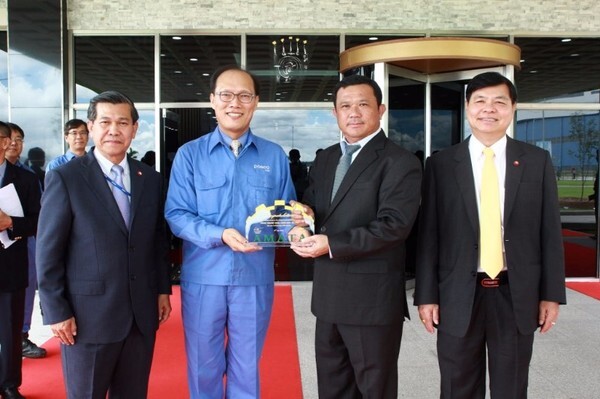 ภาพข่าว: ร่วมแสดงความยินดี POSCO เปิดโรงงานใหม่