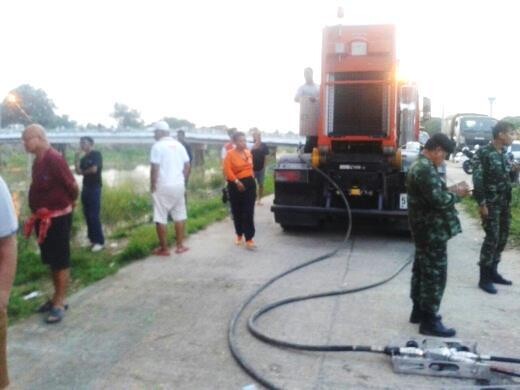 ปภ.โดยศูนย์ ปภ.เขต 1 ปทุมธานี สนับสนุนการปฏิบัติงานแก้ไขปัญหาน้ำท่วมในพื้นที่เทศบาลตำบลบางโขมด อำเภอบ้านหมอ จังหวัดสระบุรี