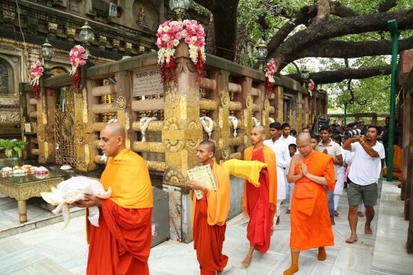 ทรูโฟร์ยู ส่งซีรีส์ “พระพุทธเจ้า มหาศาสดาโลก” ภาคผนวก พร้อม ท่าน ว. วชิรเมธี ถอดรหัสตามรอยใน อินเดีย-เนปาล