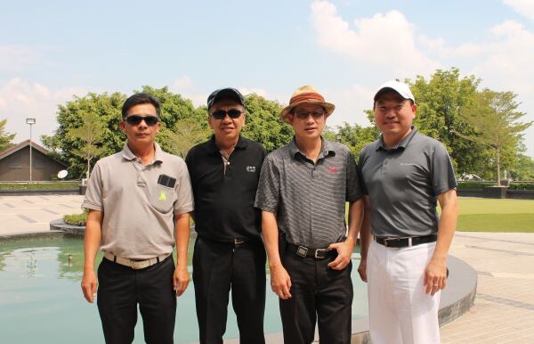 ภาพข่าว: คิวทีซีกรุ๊ป ร่วมงานแข่งขันกอล์ฟการกุศล Sansiri Golf Invitational 2016