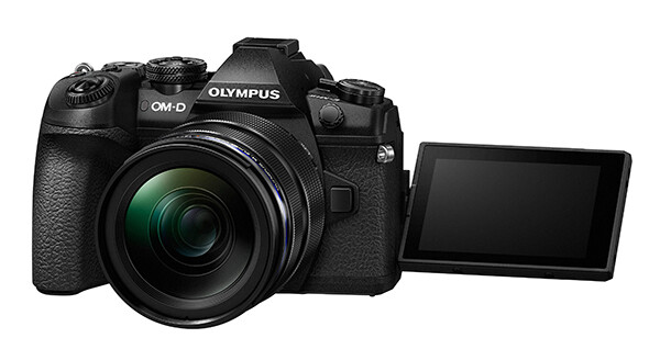 โอลิมปัส เปิดตัวสุดยอดกล้องมืออาชีพ Olympus OM-D E-M1 Mark II