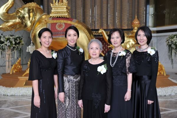 พระองค์โสมฯ ทรงพระกรุณาเสด็จเป็นองค์ประธานเปิด "สยามเจมส์ เฮอริเทจ” พิพิธภัณฑ์เพื่อการเรียนรู้อัญมณีและเครื่องประดับอัญมณี ที่ใช้เทคโนโลยีโดมภาพยนตร์ที่ทันสมัยที่สุดแห่งแรกในประเทศไทย