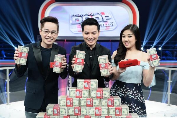 ทีวีไกด์: รายการ “The Money Drop Thailand Charity” “หนึ่ง – สุริยน” เจ้าพ่อเพชรพันล้าน จูงมือหลานสาว “แพม – สิริน” ร่วมดวล 7 คำถาม รักษาเงินรางวัล เพื่อ “มูลนิธิพิทักษ์และคุ้มครองเด็ก”