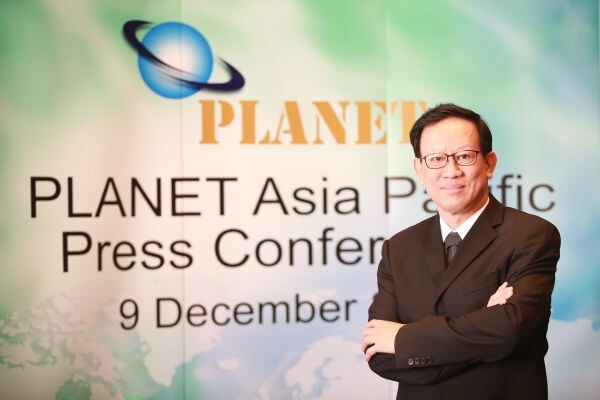 ผลการศึกษา PLANET เผยอีกหนึ่งทางเลือกสำหรับผู้ป่วยโรคเส้นเลือดโป่งพองใต้จอตา (PCV) แสดงให้เห็นถึงประสิทธิภาพของการใช้ยากลุ่ม Anti-VEGF เพียงอย่างเดียว(monotherapy) โดยไม่ต้องใช้ร่วมกับเลเซอร์เย็น (PDT)