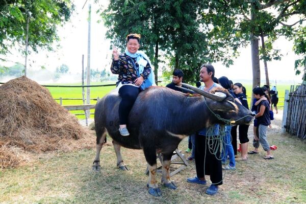 ไปลองเป็นชาวนา 1 วันที่ 'บ้านครูธานี’