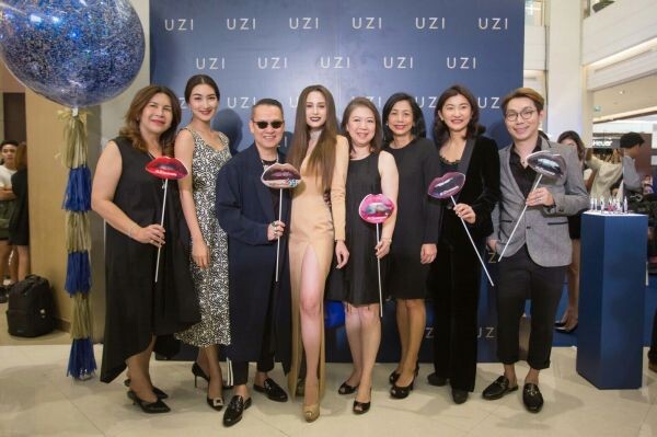 “ขวัญ-อุษามณี” เปิดตัวอลังการ “UZI Cosmetic” (ยูซี่ คอสเมติก) พรีเซนท์ลิปสติกคุณภาพ “UZI Matte Liquid”