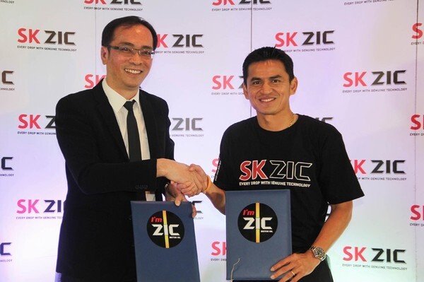 SK ZIC ประกาศรุกตลาดน้ำมันเครื่องเกรดพรีเมียมเต็มสูบ พร้อมจับมือต่อสัญญา “ซิโก้” ปลื้มยอดโตเกินคาด โชว์ฟิตดันยอดปี’60 โตเพิ่มกว่า 30%