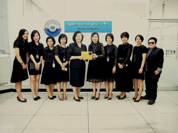 ภาพข่าว: บล.ไทยพาณิชย์ นำจิตอาสา “SCBS ทำดีเพื่อน้อง” มอบเงินและสิ่งของ สนับสนุนมูลนิธิช่วยคนตาบอดแห่งประเทศไทยฯ