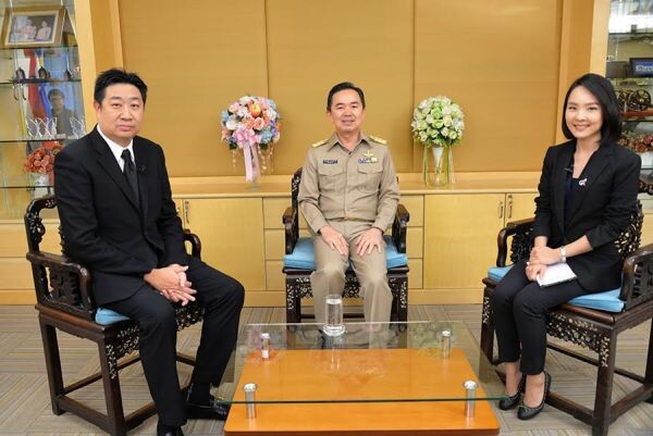 ภาพข่าว: อธิบดีกรมธนารักษ์ ให้สัมภาษณ์สถานีโทรทัศน์ Spring News