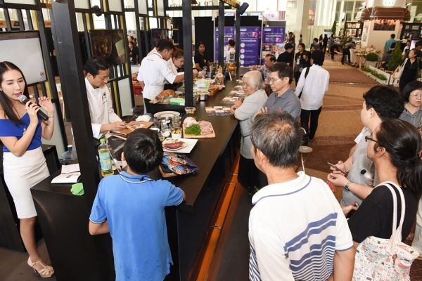 เชฟญี่ปุ่นชื่อดังโชว์ความอร่อยหมูดำ ซีพี คูโรบูตะ ในงานเทศกาลอาหารนานาชาติ