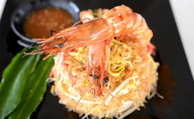 กุ้งลายเสือในสไตล์เวียดนาม ณ โรงแรมดุสิตธานี