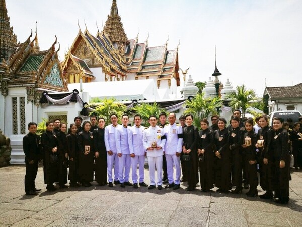 ภาพข่าว: ธีเอ็นพี เอสเตท ร่วมเป็นเจ้าภาพบำเพ็ญกุศล ถวายพระบรมศพ พระบาทสมเด็จพระปรมินทรมหาภูมิพลอดุลยเดช ณ พระบรมมหาราชวัง