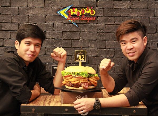 Teddy’s Bigger Burgers ท้าคู่ซี้ ประลองกินเบอร์เกอร์ยักษ์ กับแคมเปญ Teddy’s Bigger Duo Challenge