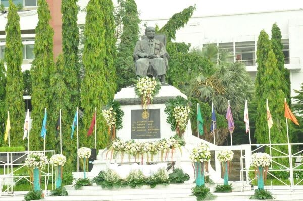 มธ.จัดงาน 'วันสัญญา ธรรมศักดิ์’ รำลึกปูชนียบุคคลด้านนิติศาสตร์ พร้อมมอบรางวัล 'ธรรมศาสตราจารย์สัญญา ธรรมศักดิ์’