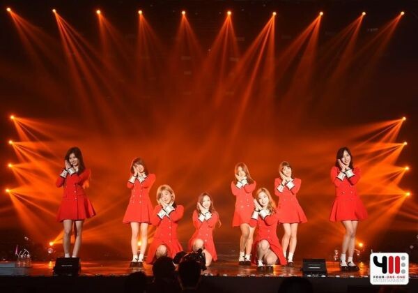 น่ารักเว่อร์! 9 สาว “ทไวซ์” สุดยอดเกิร์ลกรุ๊ปเกาหลีกับคอนเสิร์ตแรกในไทย โฟร์วันวันฯ จัดเต็มความฟินถึงใจในสวนสนุก TWICELAND