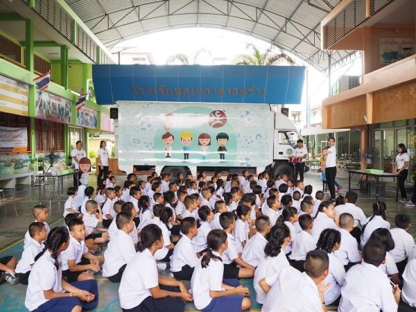 มิวเซียมสยาม เปิดตัวรถรักเรียน 'ออล นิว มิวส์สคูล’ พร้อมบุกโรงเรียนทั่วกรุงเทพฯ รุกส่งเสริมการเรียนรู้ 'Gen Z’ อย่างสร้างสรรค์ ในโครงการ 'มิวส์คาราวาน’ ปี 2