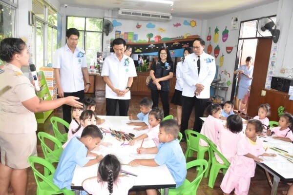 กรมควบคุมโรคจับมือ กทม. ชู “4 ดี 10 เกณฑ์มาตรฐาน” ป้องกันควบคุมโรค”มือ เท้า ปาก” ในศูนย์เด็กเล็ก รับเปิดเทอม