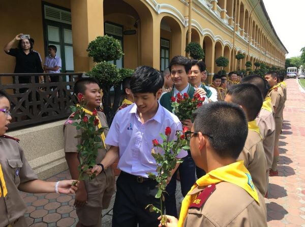 ทีวีไกด์: รายการ “รถโรงเรียน High School Reunion” “สิงโต” เผยวีรกรรมแสบสุดขั้ว!!! ใน “รถโรงเรียน High School Reunion” 4 มิ.ย.นี้