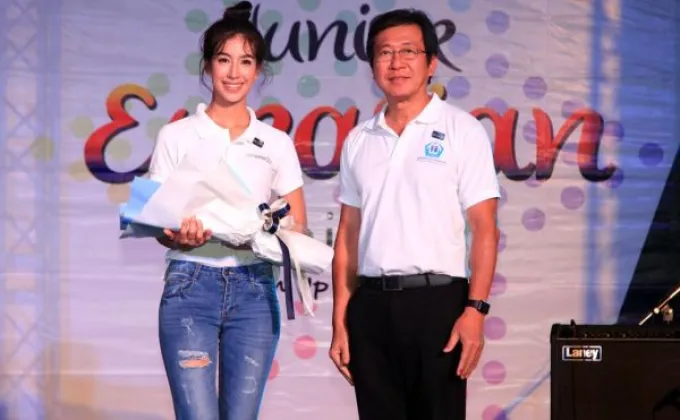 มิ้นต์ ชาลิดา ร่วมตัดสินประกวด