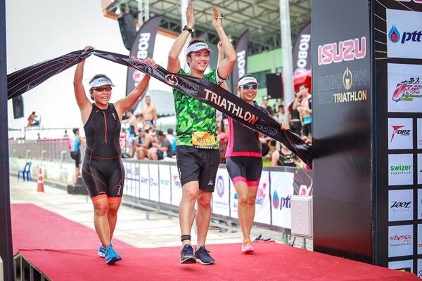 SWIZER มุ่งสนับสนุนกิจกรรมด้านกีฬา เปิดตัว 'ควิโนล่า’ ในงาน “ISUZU ROBOMAN TRIATHLON 2017” กิจกรรมท้าคนแกร่งในประเภทไตรกีฬาณศูนย์ฝึกกีฬาเรือพายจังหวัดระยอง